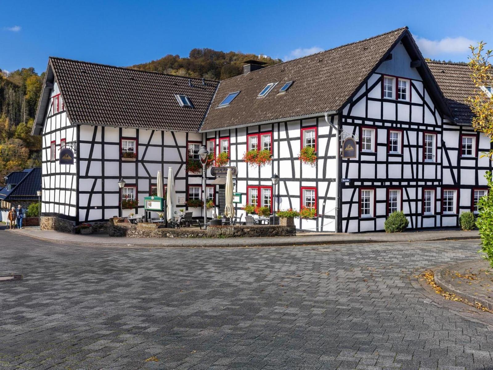 Garni Hotel Im Fachwerkhof Simmerath Luaran gambar